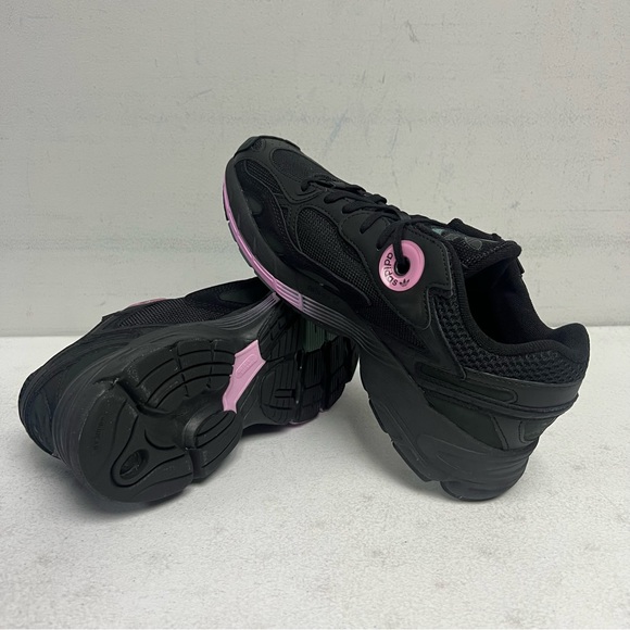 Adidas Astir Women’s Black Sneakers #370 - Picture 5 of 6